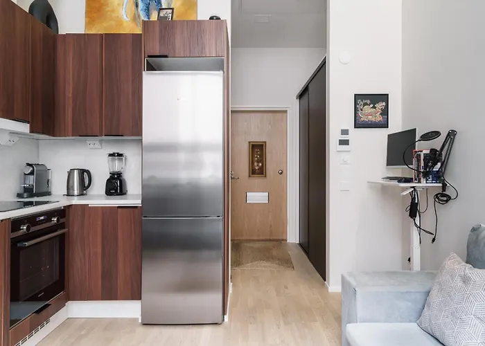 Δωμάτια σε οικογενειακή κατοικία Design District At Bulevardi