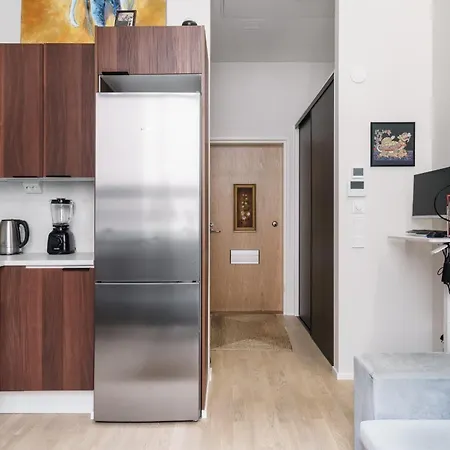 Kotimajoitukset Private With Location